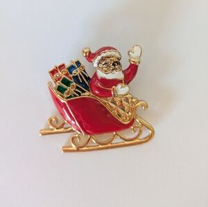 Vintage Avon Santa in Sleigh Brooch 90s Christmas Costume Jewelry Pin Kitschy